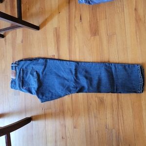 Like new Levi's 711 skinny